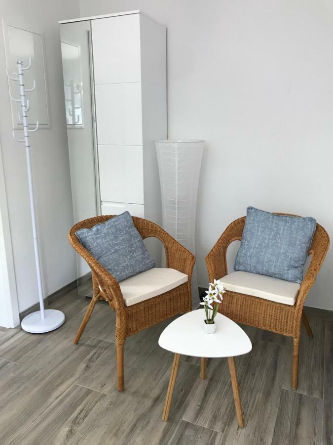 Haus Sonnenschein Str 10 *